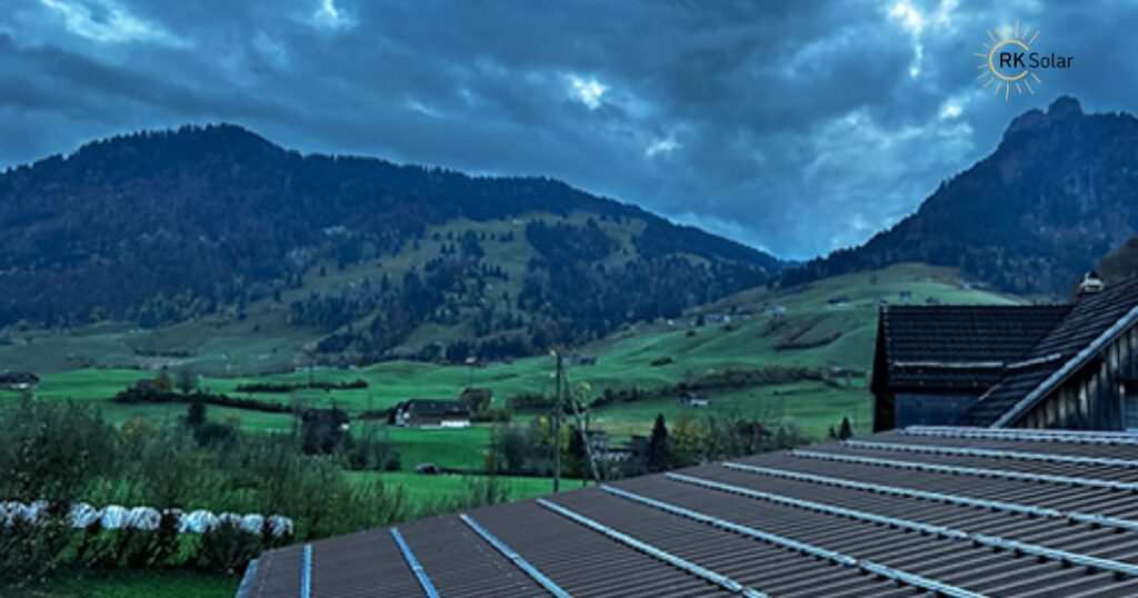 Wie viel kostet Solar in der Schweiz? Entdecken Sie Preise, Förderungen, Ersparnis und was 2025 die Kosten und Rendite beeinflusst.